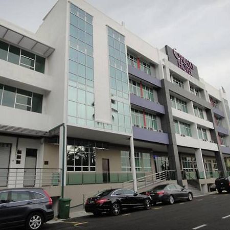 Galaxy Hotel Simpang Ampat  Bagian luar foto