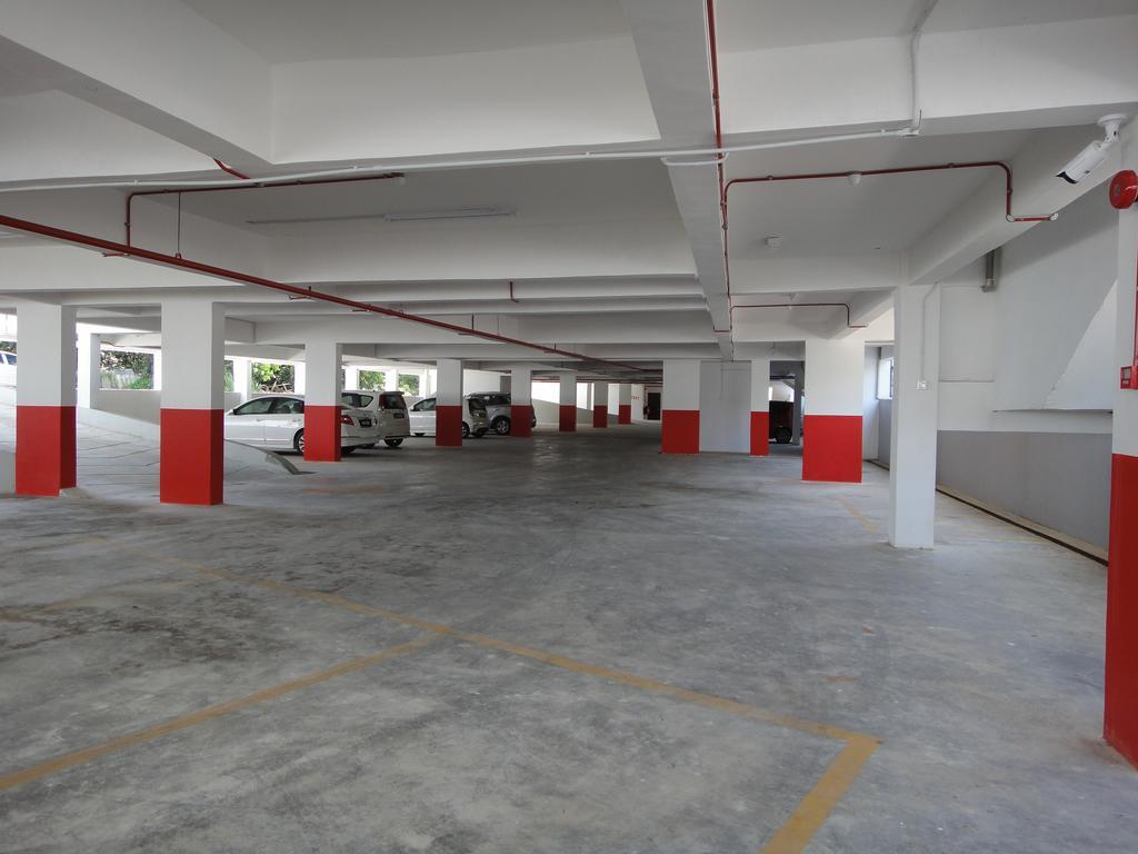 Galaxy Hotel Simpang Ampat  Bagian luar foto