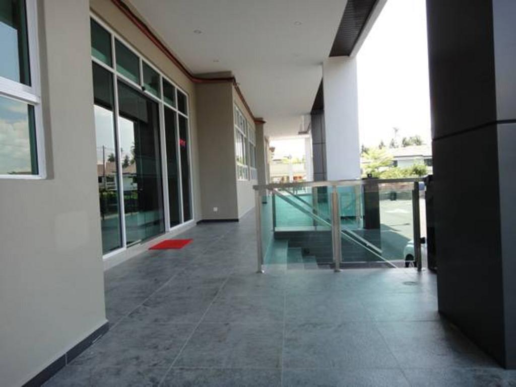 Galaxy Hotel Simpang Ampat  Bagian luar foto