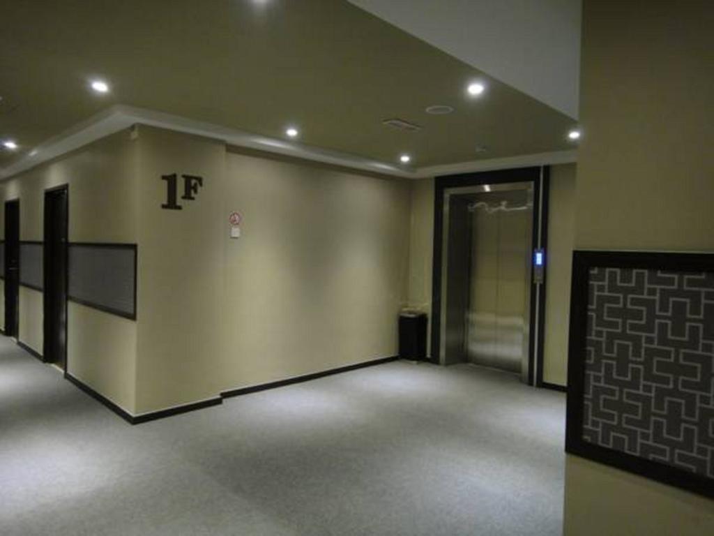Galaxy Hotel Simpang Ampat  Bagian luar foto